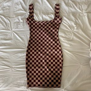 Brown and tan checkered dress!